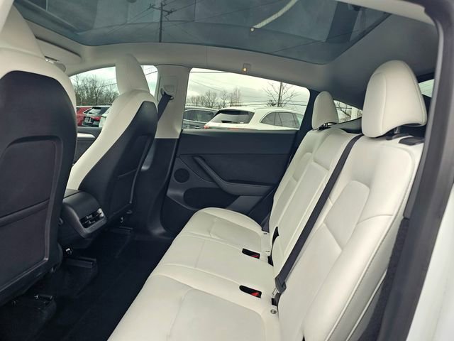 Used 2023 Tesla Model Y Performance image 21