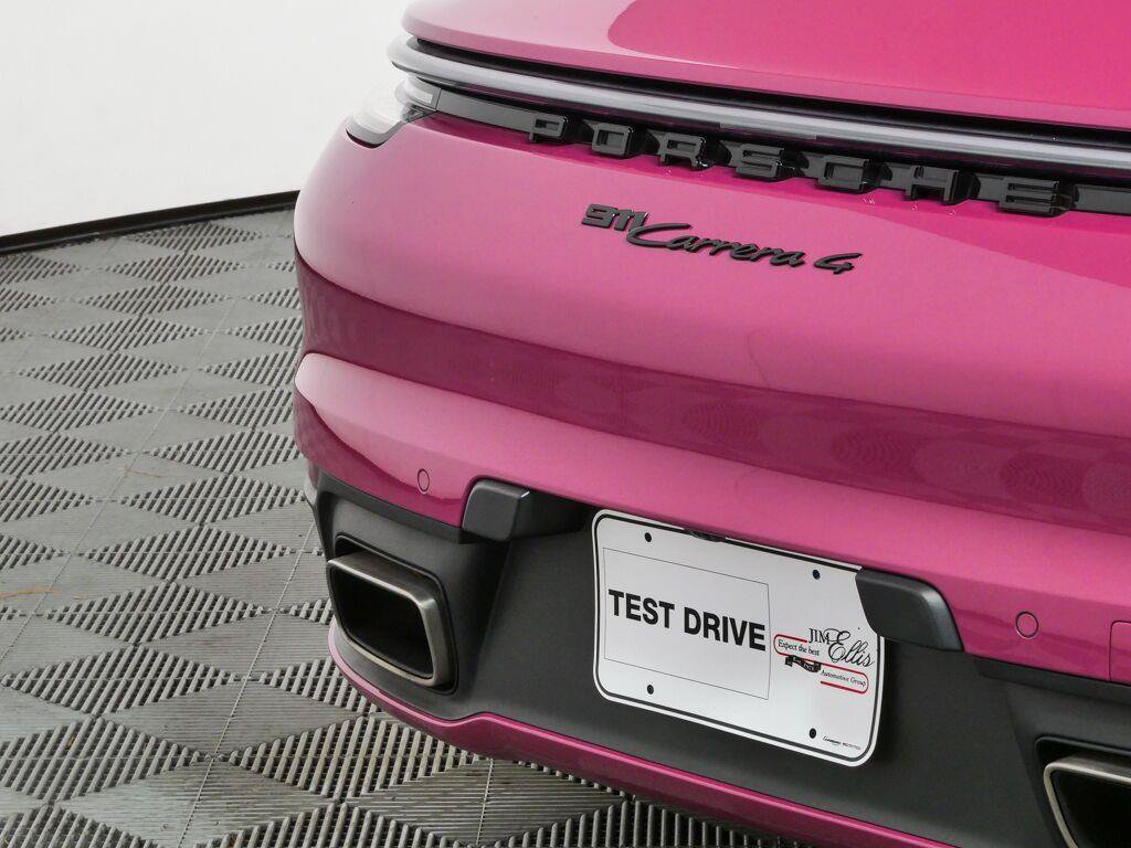 Certified 2024 Porsche 911 Carrera 4 AWD/4WD image 31