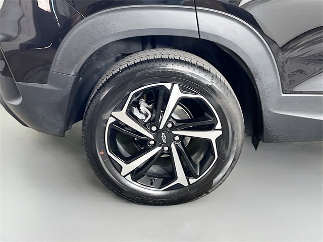 Used 2022 Chevrolet TrailBlazer RS w/ Technology Package image 36