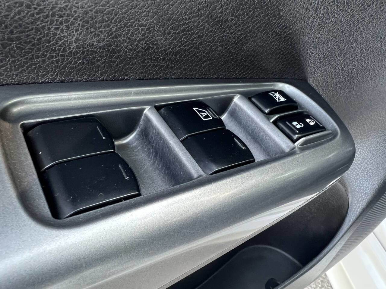 Used 2013 Subaru Impreza WRX Limited AWD/4WD image 19