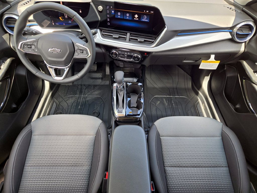 New 2026 Chevrolet Trax LT w/ Driver Confidence Package FWD image 23