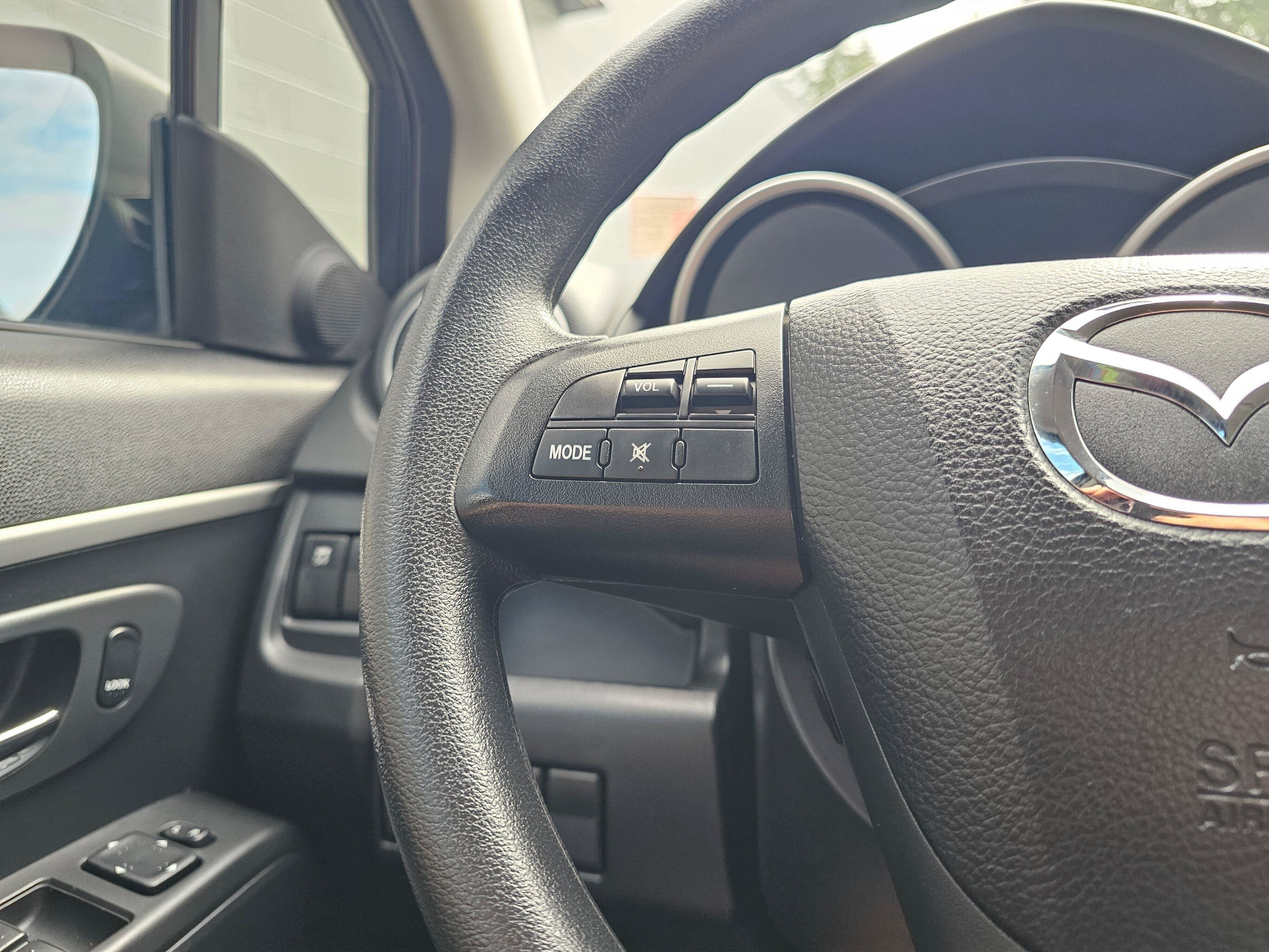 Used 2015 MAZDA MAZDA5 Sport FWD image 33