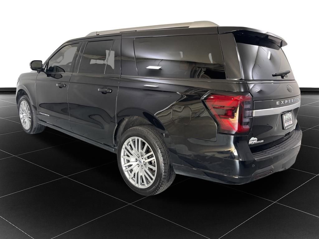 Used 2023 Ford Expedition Max Platinum image 3