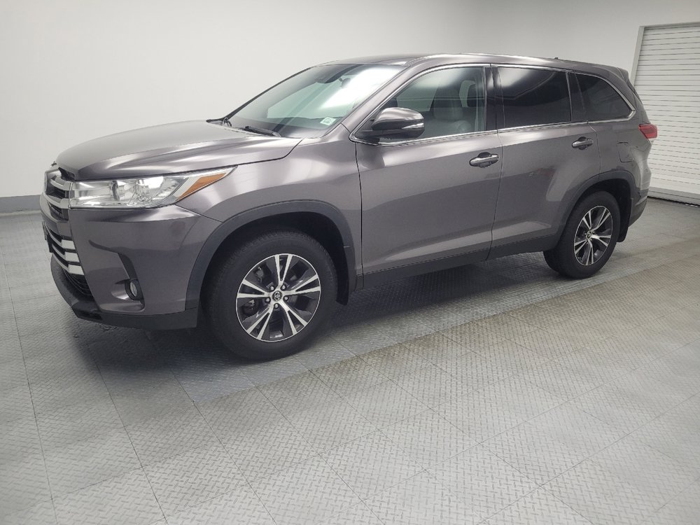 Used 2019 Toyota Highlander Plus image 2