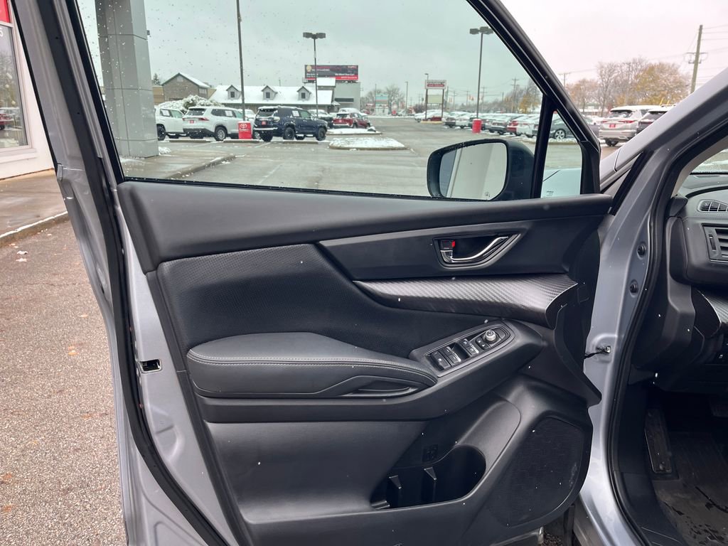 Used 2022 Subaru Ascent Onyx Edition image 11