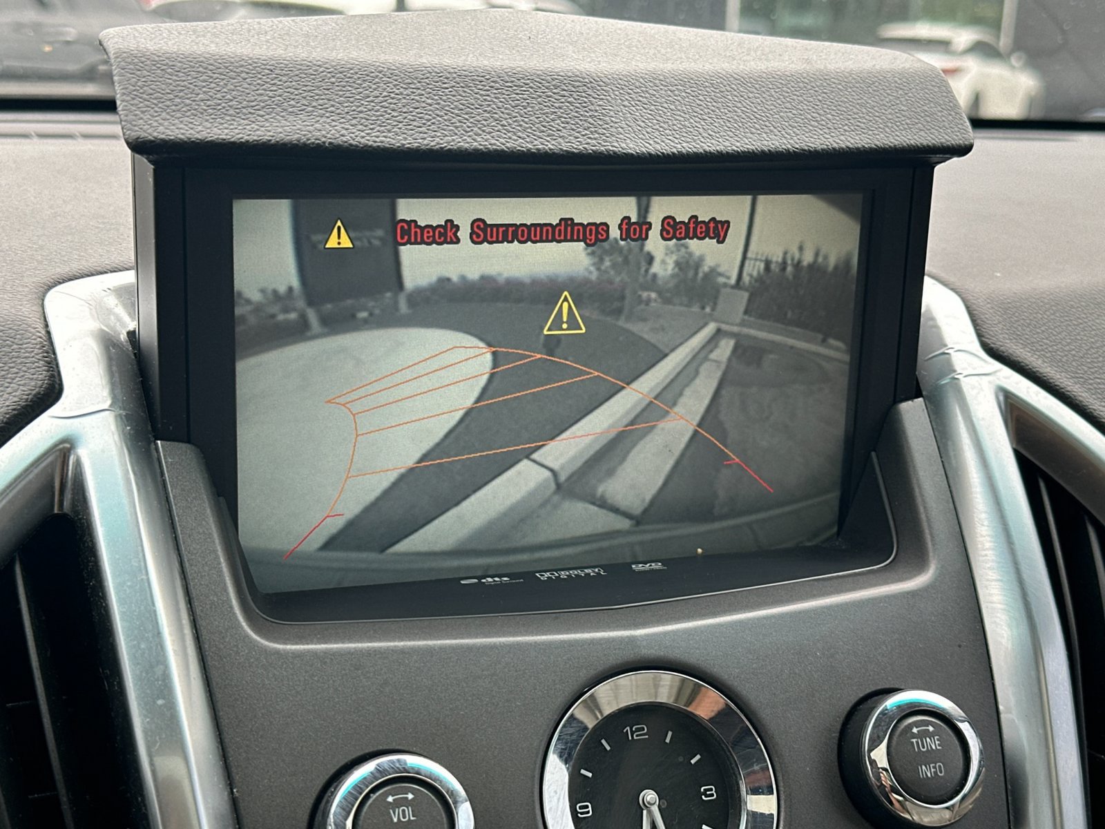 Used 2011 Cadillac SRX Performance FWD image 19