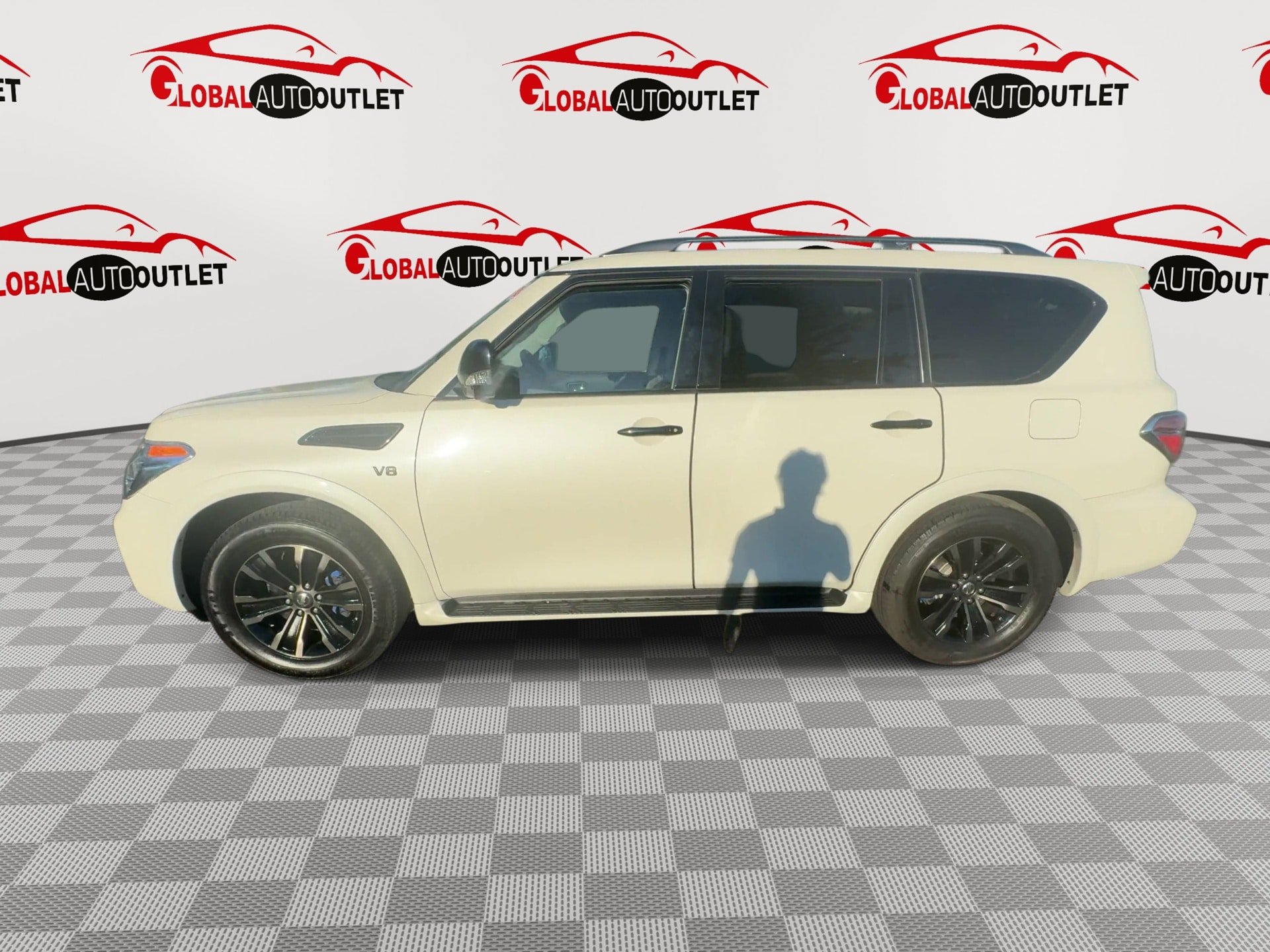 Used 2020 Nissan Armada Platinum w/ Captain's Chairs Package AWD/4WD image 5