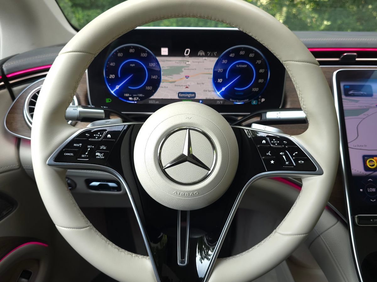 Used 2023 Mercedes-Benz EQS 450+ Sedan image 34