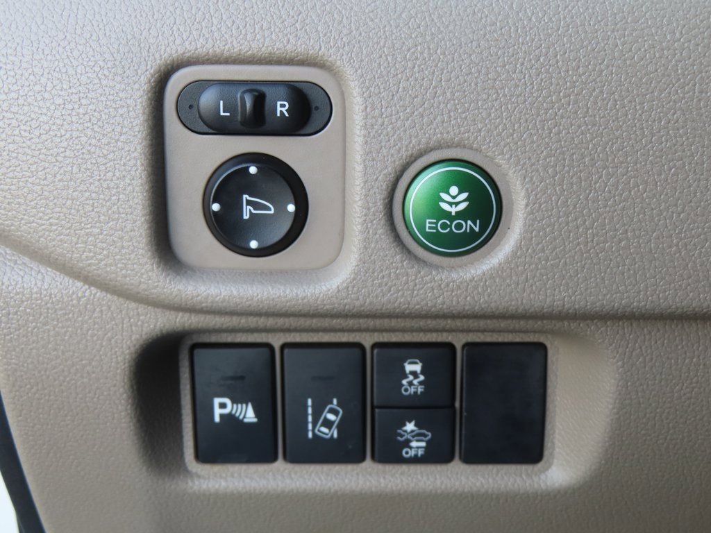 Used 2017 Honda Pilot Touring image 13