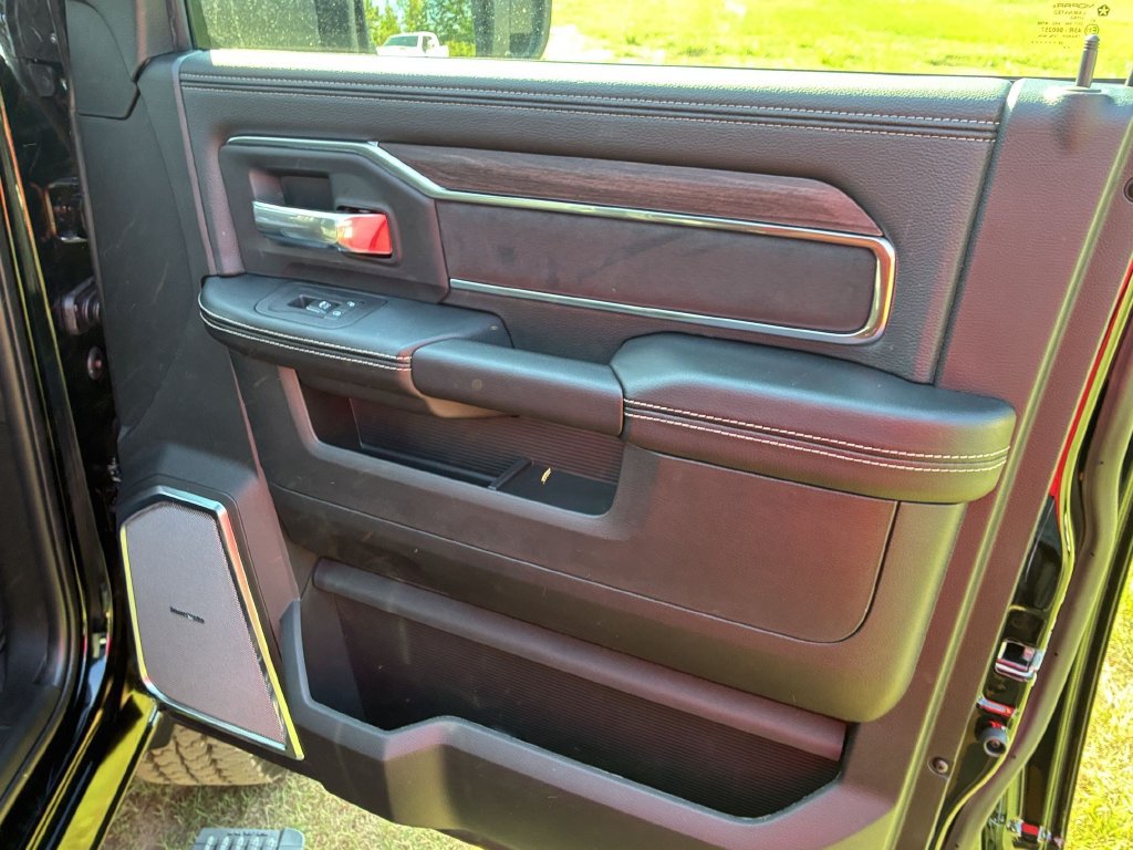 New 2027 RAM 2500 Laramie AWD/4WD image 26