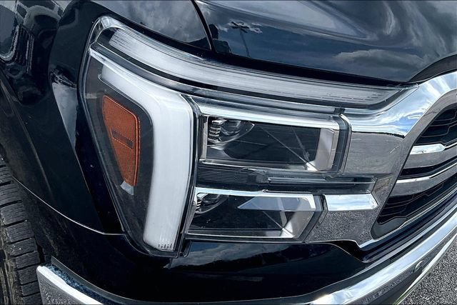 Used 2024 Ford F150 Lariat w/ FX4 Off-Road Package AWD/4WD image 33