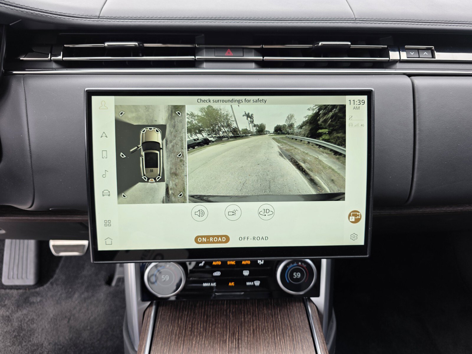 Certified 2022 Land Rover Range Rover SE image 21