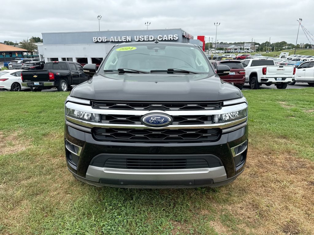 Used 2024 Ford Expedition Max Limited AWD/4WD image 16
