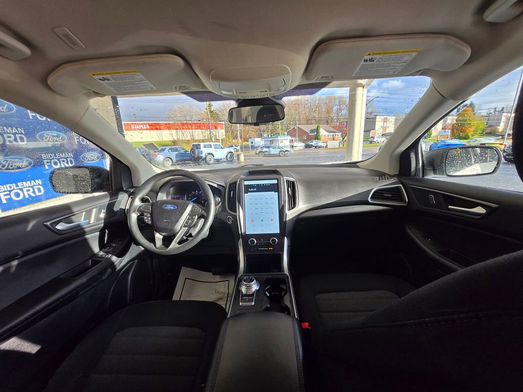 Used 2022 Ford Edge SE image 22