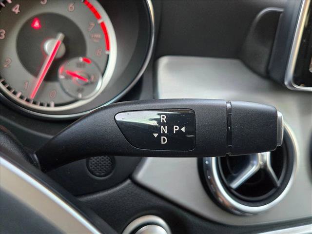 Used 2015 Mercedes-Benz GLA 250 4MATIC image 16