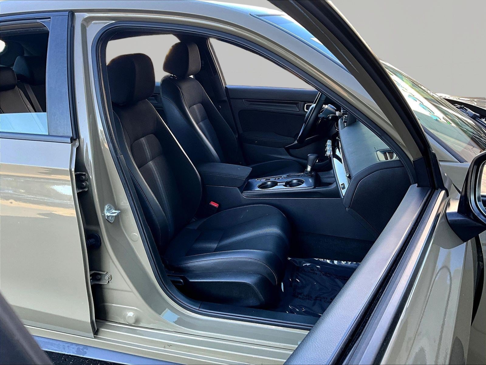 Used 2025 Honda Civic Sport image 27