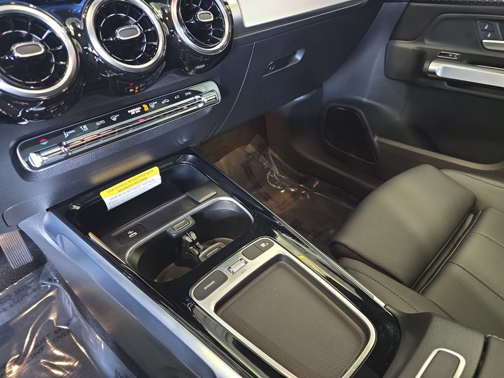 Used 2026 Mercedes-Benz GLB 250 image 26