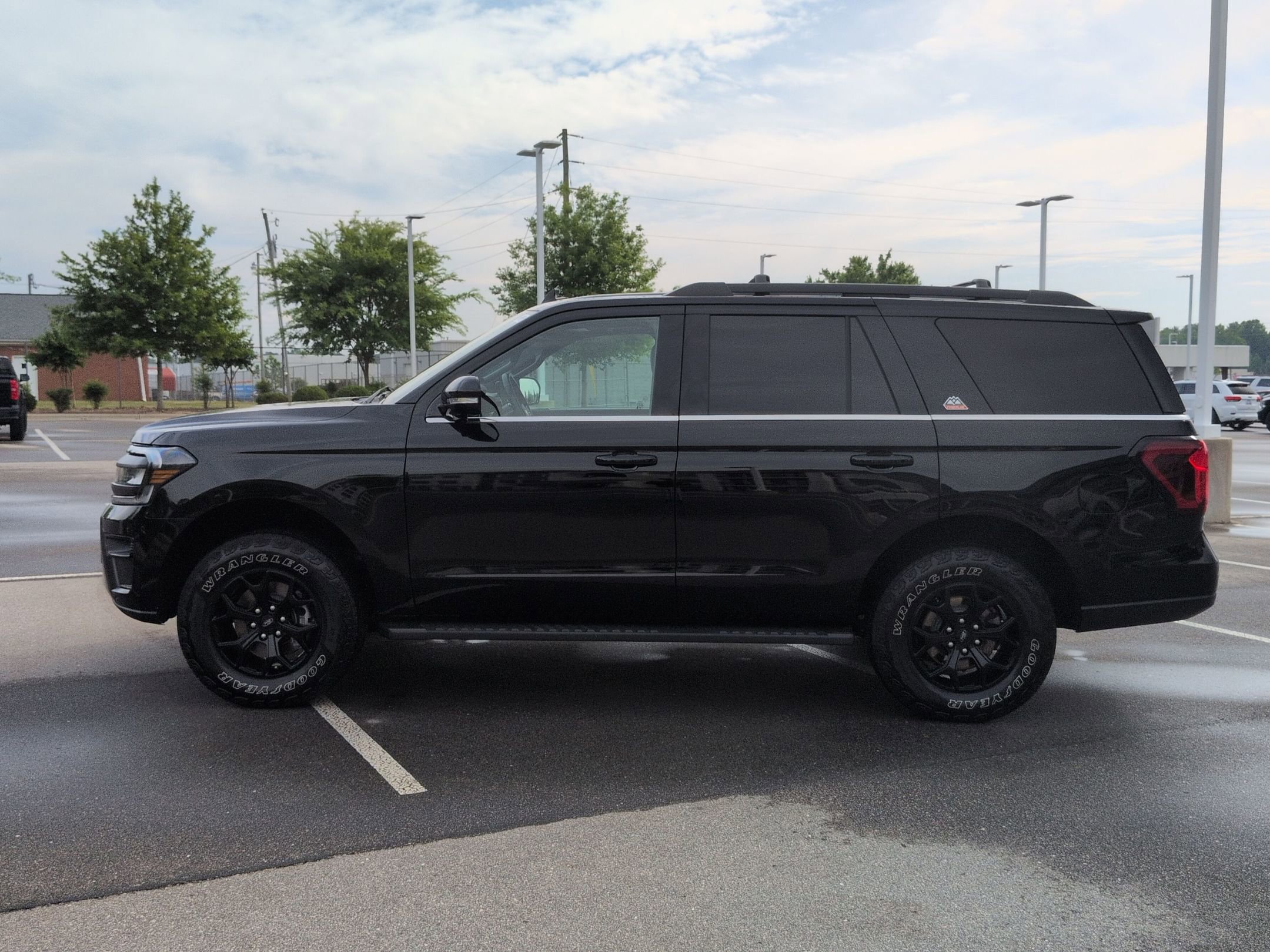 Certified 2024 Ford Expedition Timberline AWD/4WD image 7