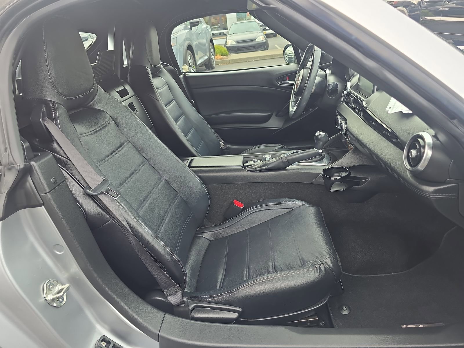 Used 2017 FIAT 124 Spider Lusso image 30