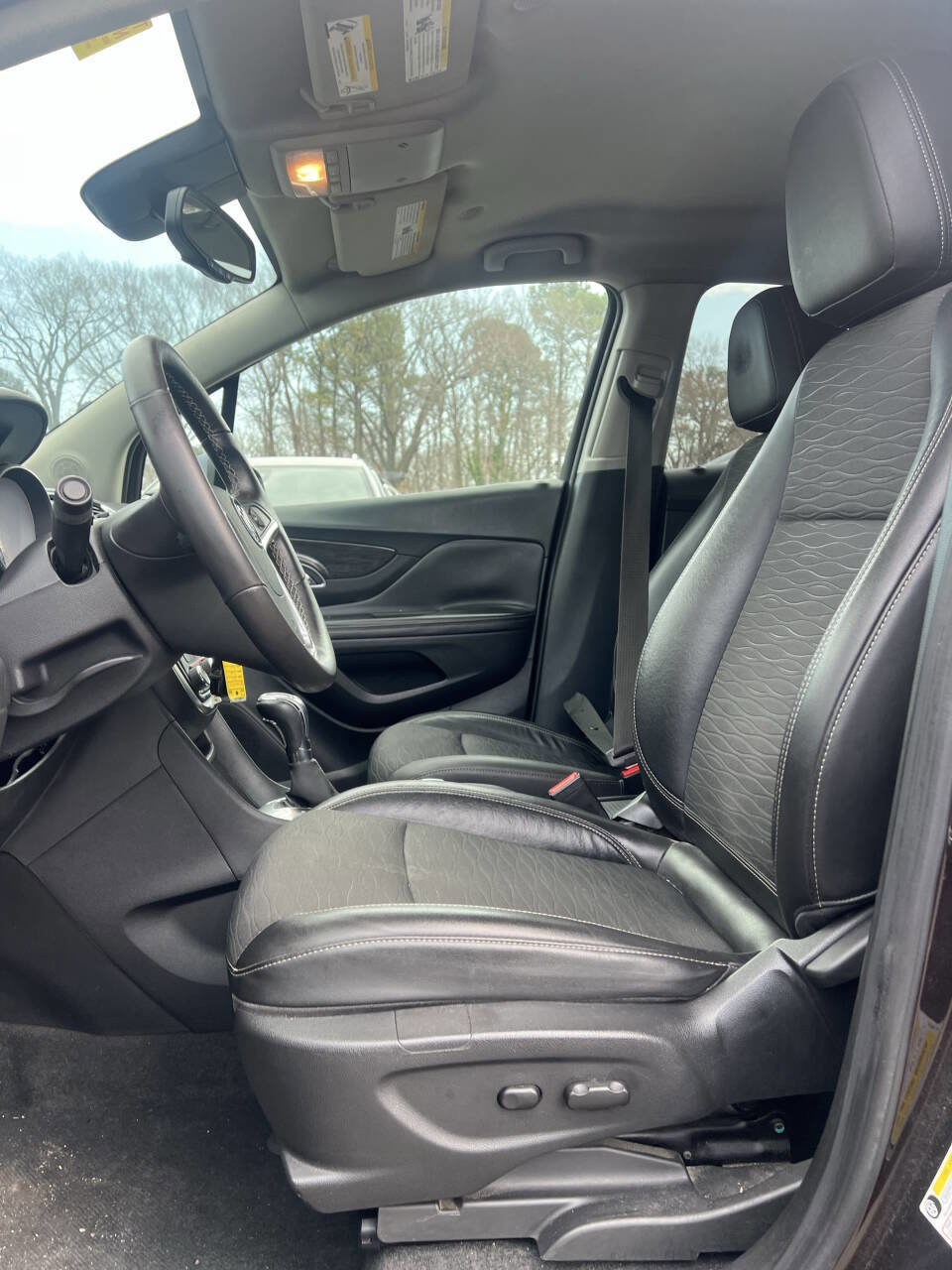 Used 2015 Buick Encore Base 4dr Crossover image 12
