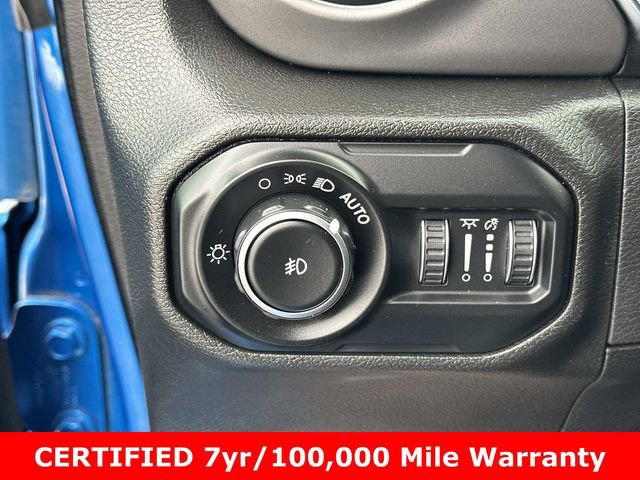 Used 2021 Jeep Wrangler Sport image 23