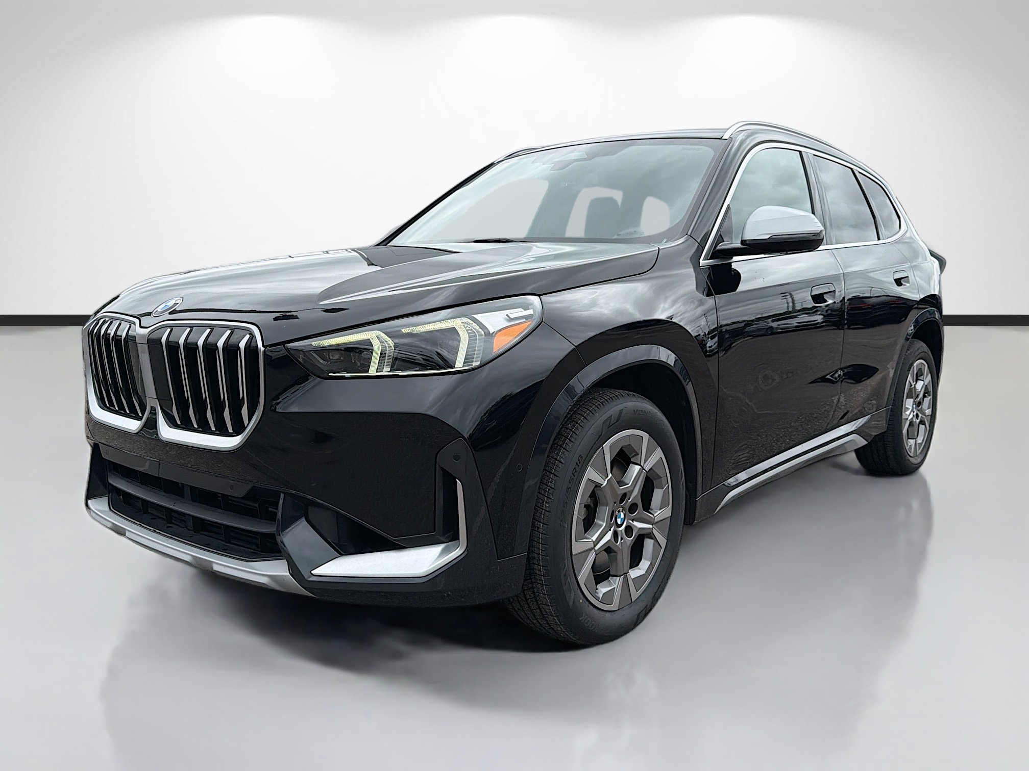 Used 2023 BMW X1 xDrive28i w/ Convenience Package AWD/4WD image 7