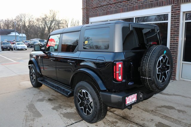New 2025 Ford Bronco Outer Banks image 5