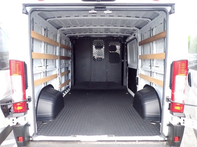 Used 2023 RAM ProMaster 2500 FWD image 7