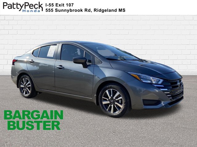 Used 2025 Nissan Versa SV w/ Trunk Package FWD image 1