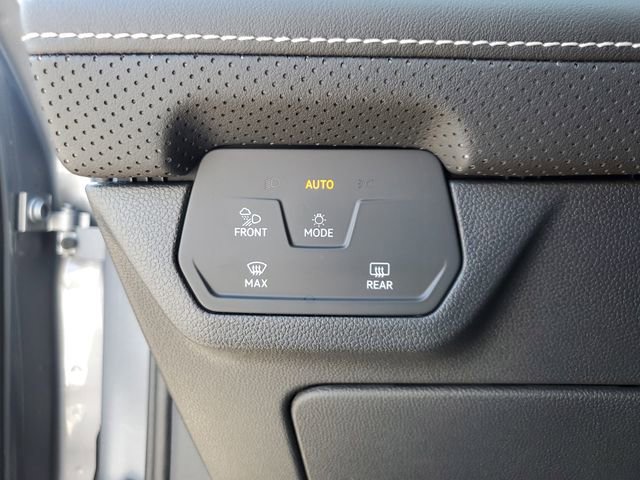 Certified 2025 Volkswagen Atlas SE w/ Panoramic Sunroof Package FWD image 28