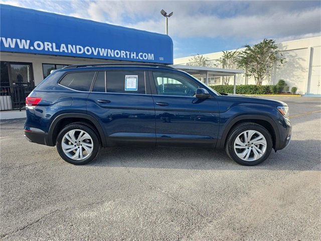 Used 2023 Volkswagen Atlas SE w/ Panoramic Sunroof Package image 2