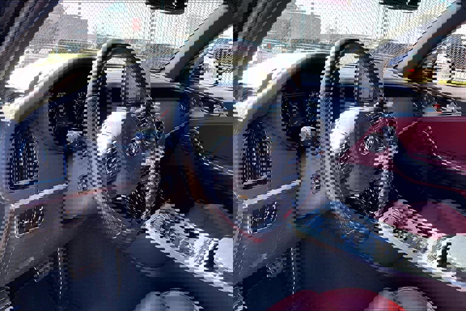 Used 2018 Kia Stinger GT2 image 16