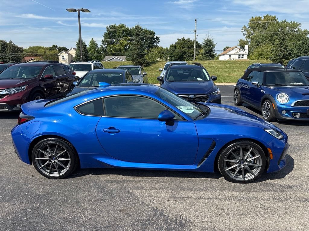 Used 2022 Subaru BRZ Limited RWD image 2