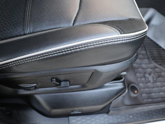 Used 2023 RAM 2500 Laramie AWD/4WD image 13