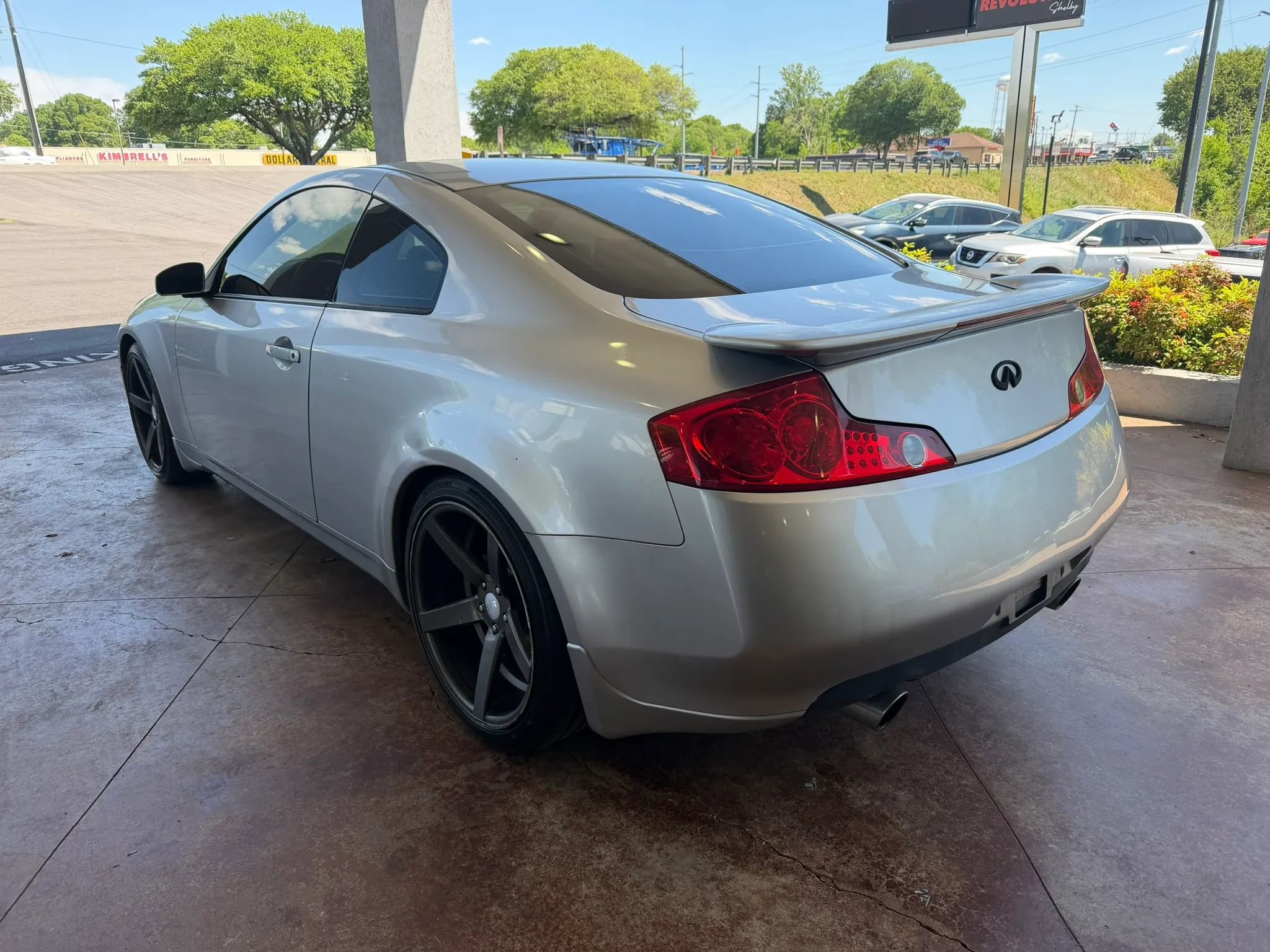 Used 2005 INFINITI G35 Coupe w/ (P01) Premium Pkg image 4