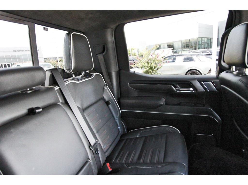 Used 2024 GMC Sierra 1500 AT4X AWD/4WD image 9
