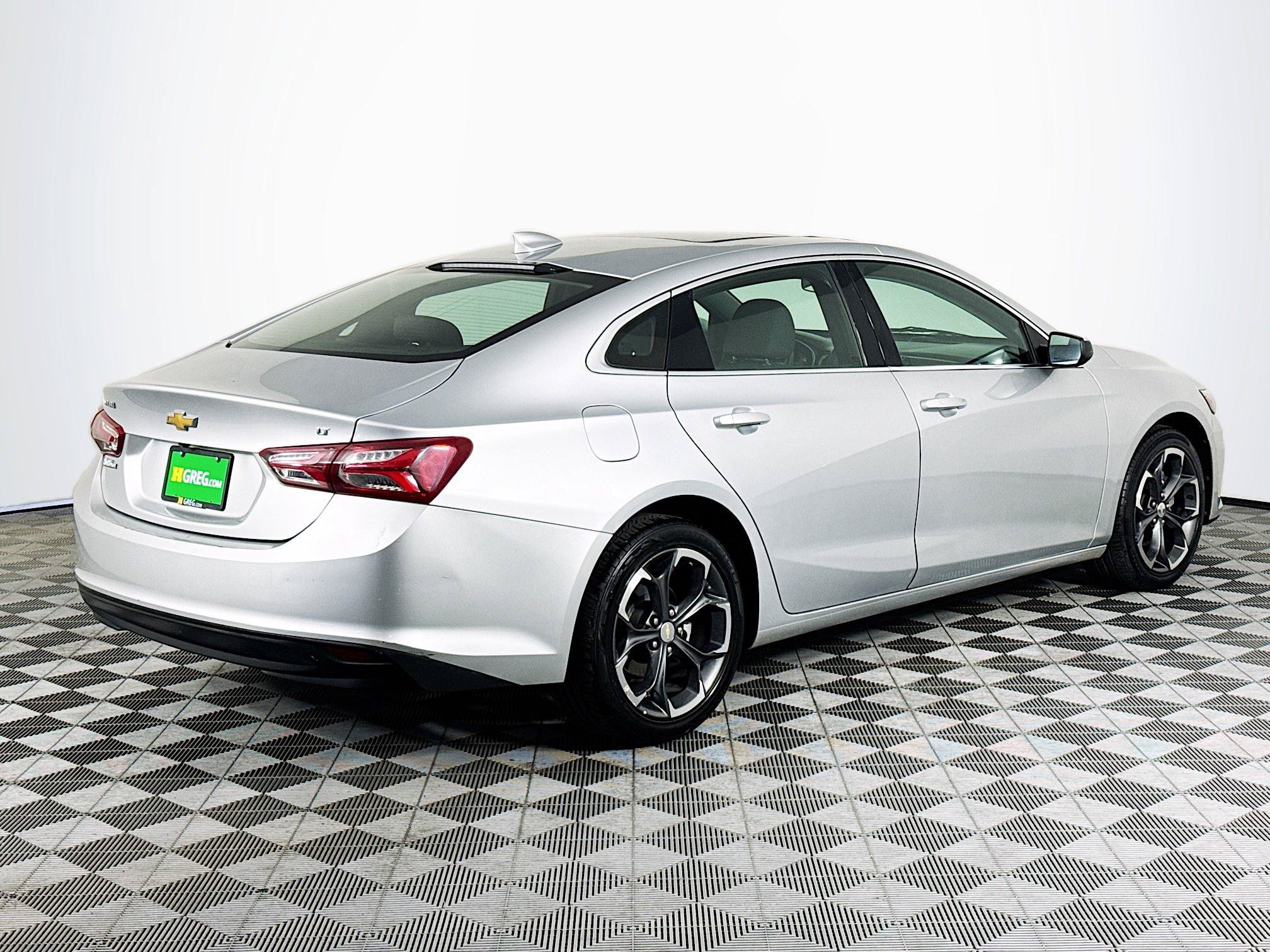 Used 2022 Chevrolet Malibu LT FWD image 10