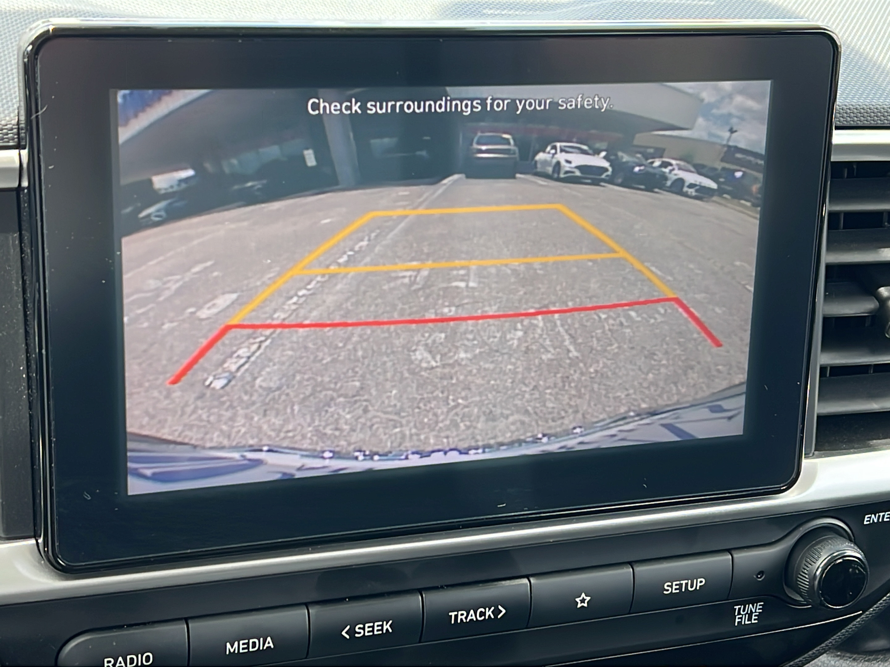 Used 2022 Hyundai Venue SEL w/ Cargo Package FWD image 17