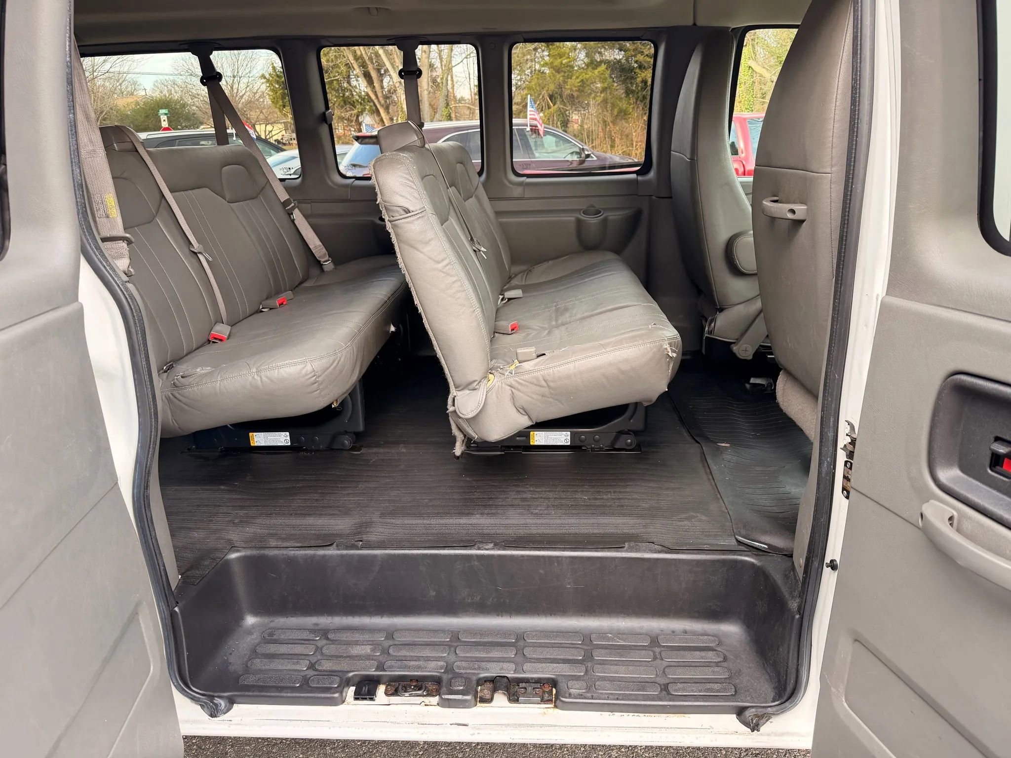 Used 2012 GMC Savana 2500 LS w/ Power Package image 17