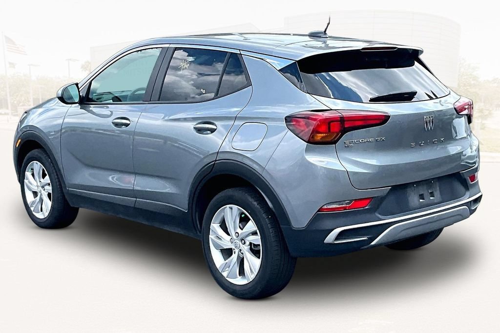 Used 2025 Buick Encore GX Preferred AWD/4WD image 6