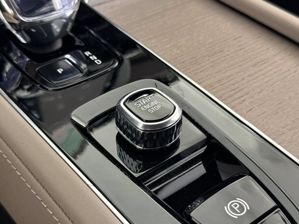New 2026 Volvo XC90 B6 Plus AWD/4WD image 23