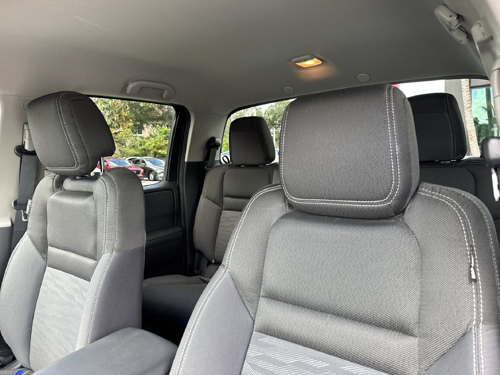 Used 2022 Nissan Frontier SV AWD/4WD image 41