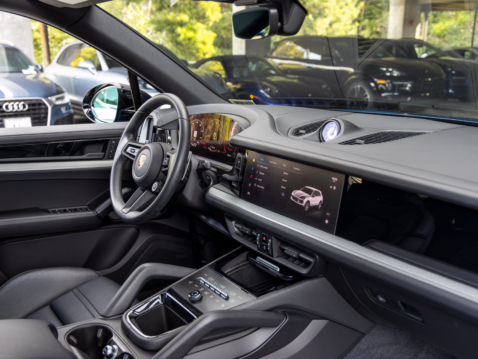 Certified 2025 Porsche Cayenne S AWD/4WD image 61
