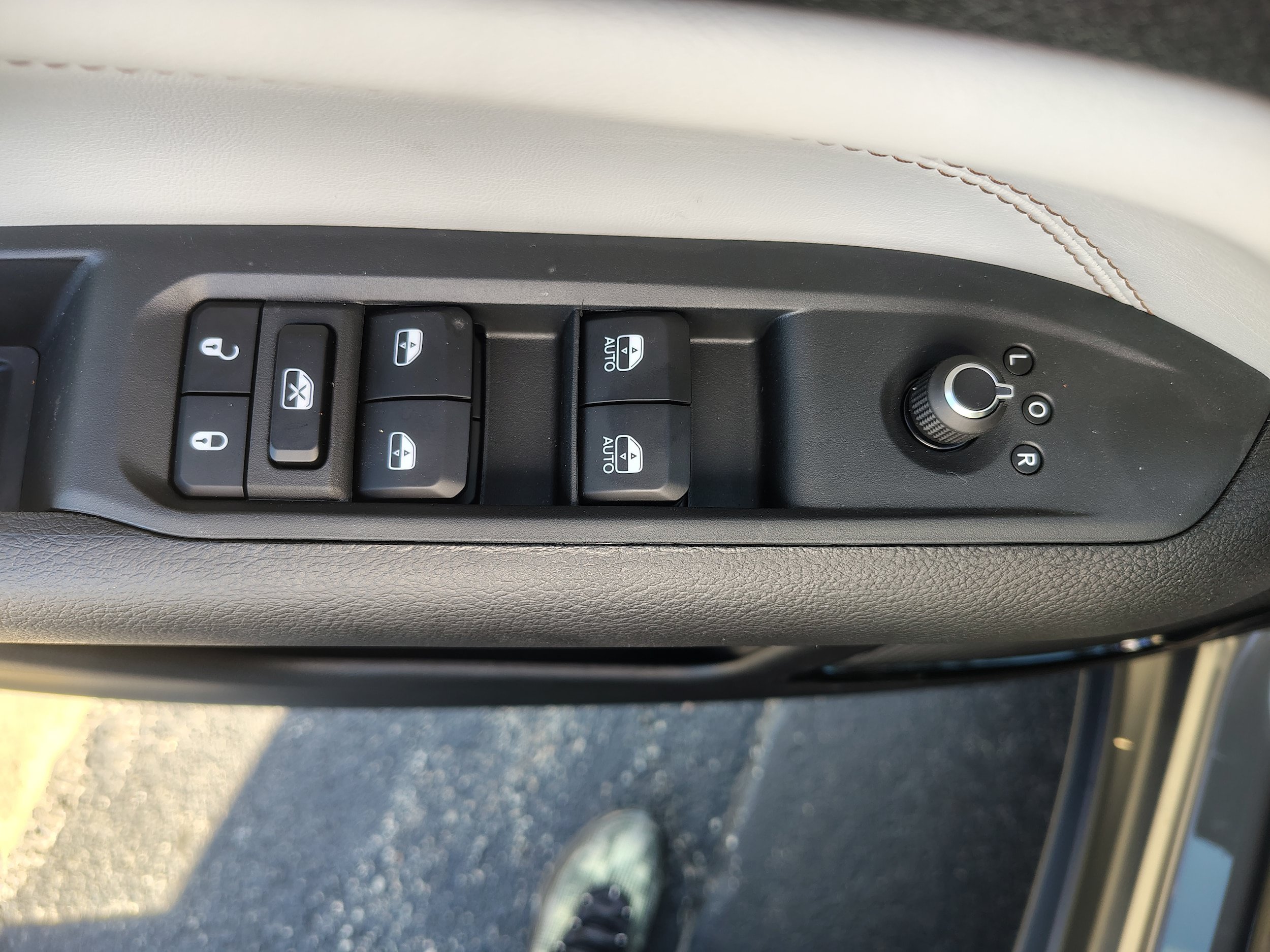 New 2026 Jeep Compass Limited AWD/4WD image 18