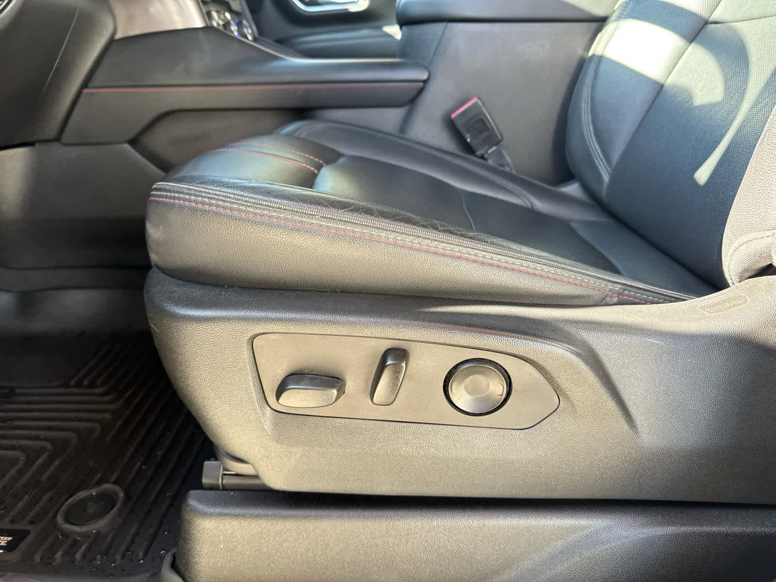 Certified 2021 Chevrolet Tahoe RST w/ Rear Media and Nav Package image 13