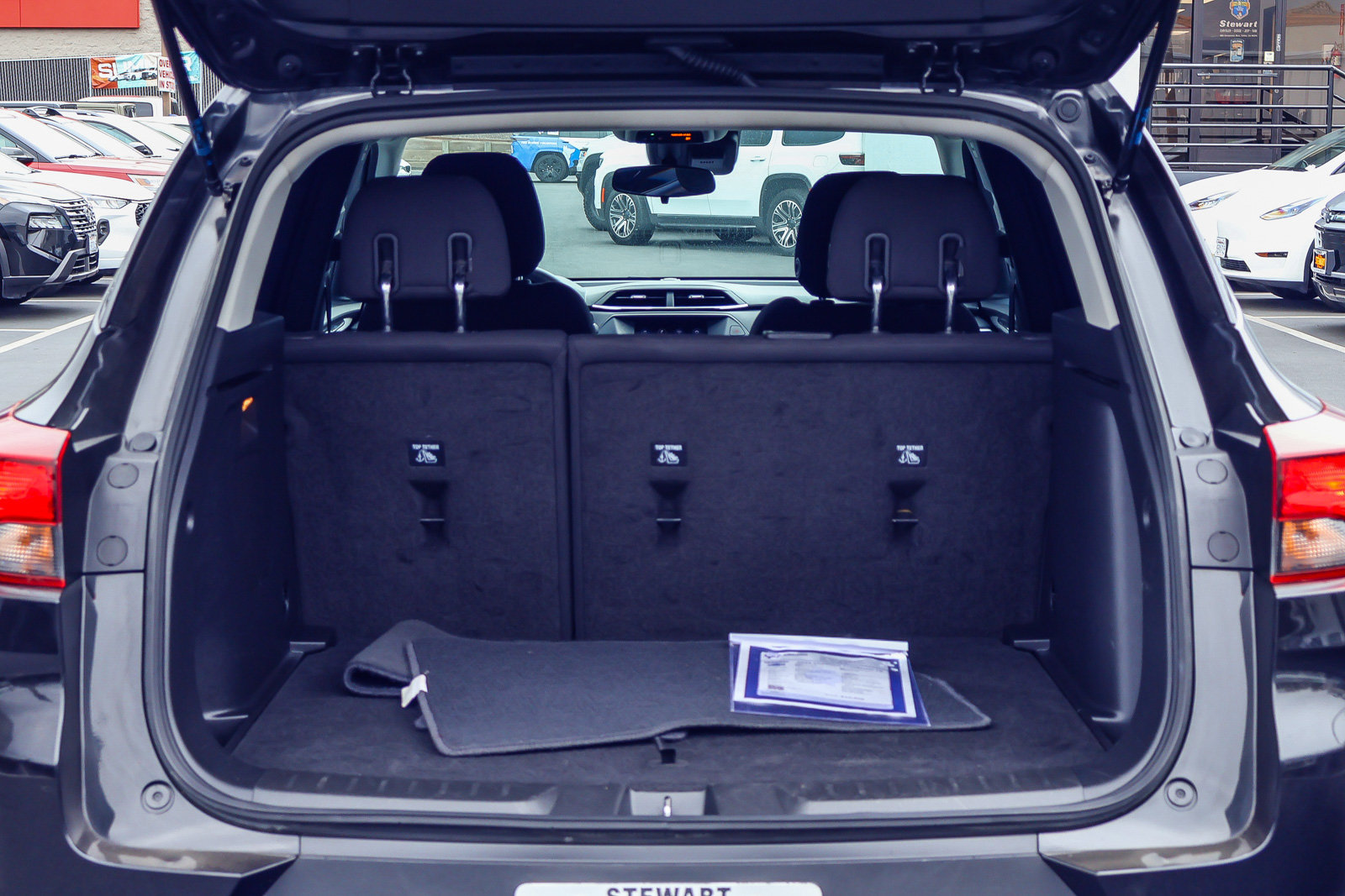 Used 2023 Chevrolet TrailBlazer LS FWD image 14