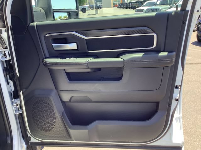 New 2026 RAM 3500 Big Horn AWD/4WD image 43