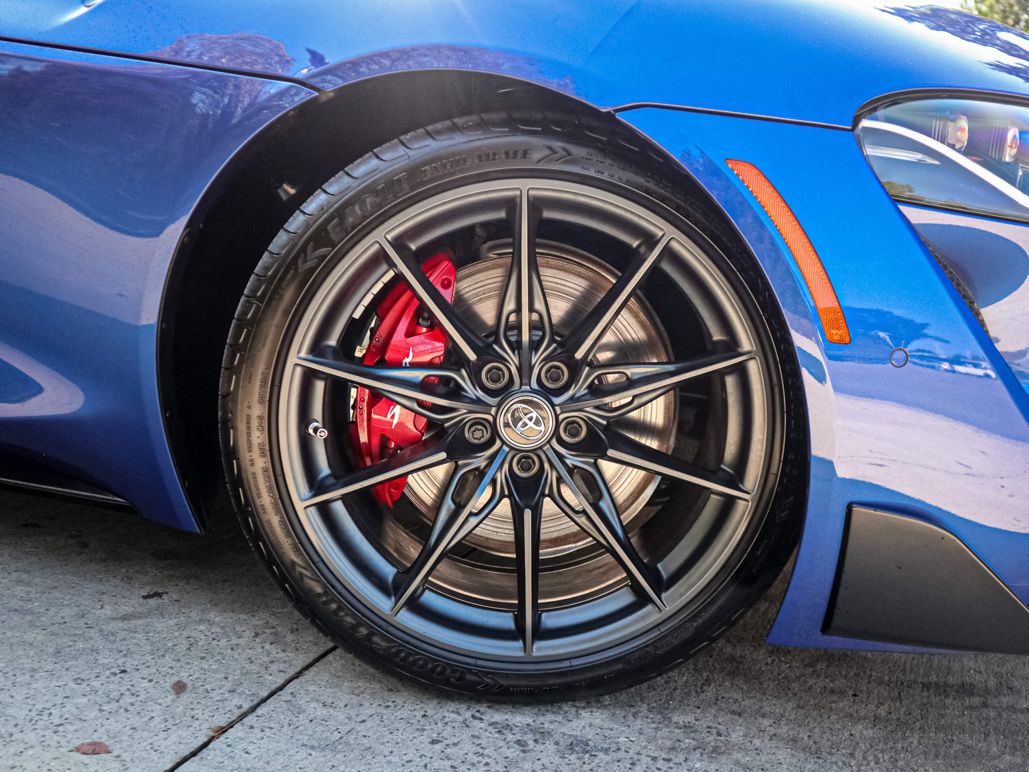 Used 2024 Toyota Supra Premium w/ Driver Assist Package image 13