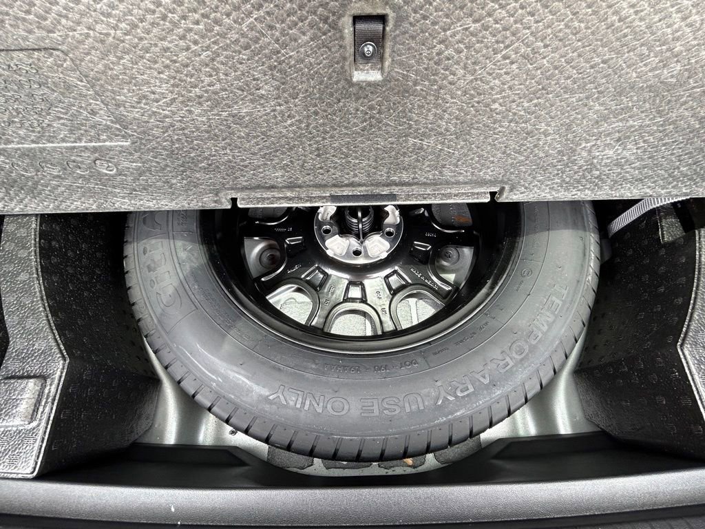 Certified 2025 Volkswagen Tiguan S FWD image 53
