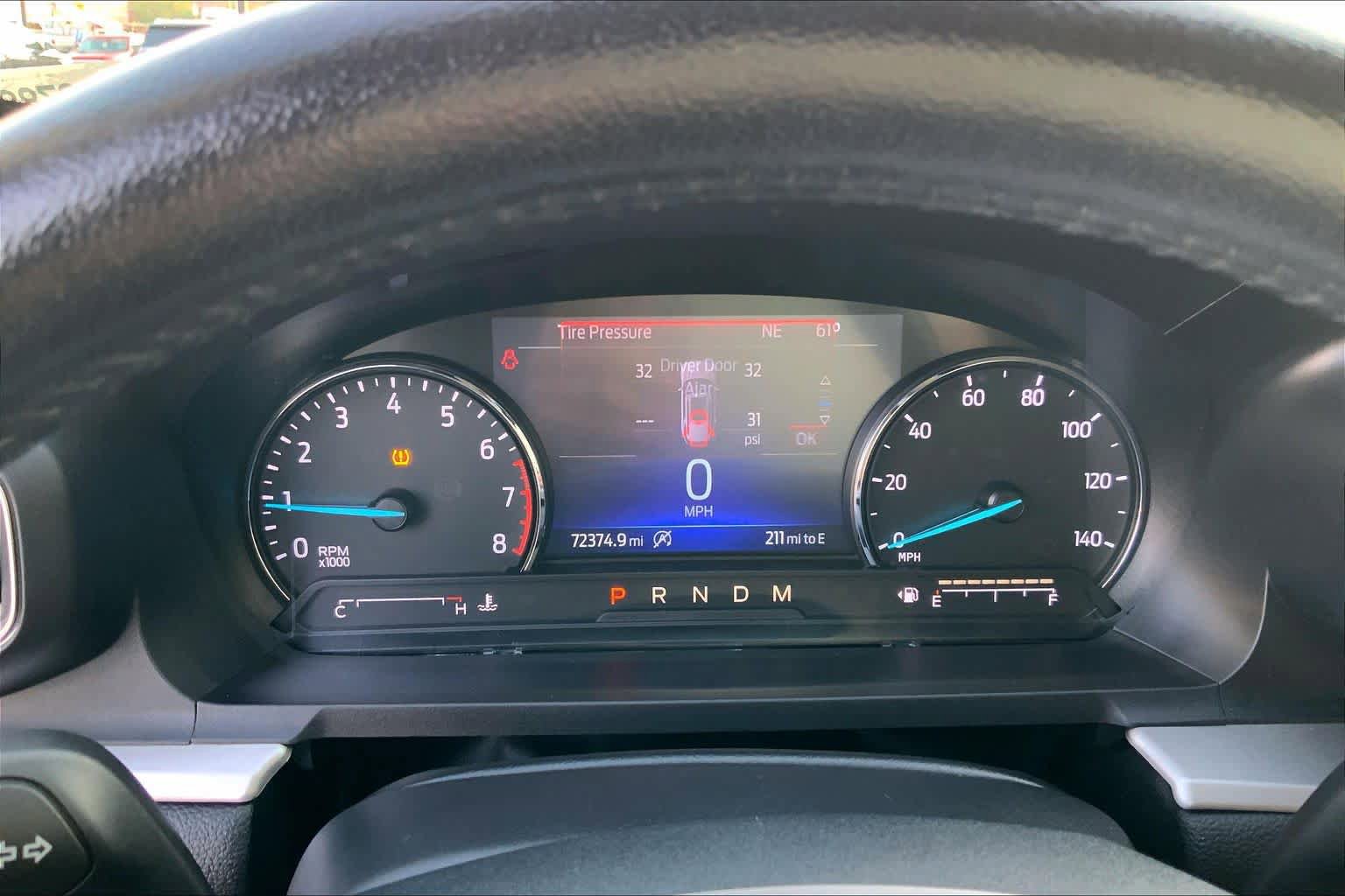 Used 2021 Ford Explorer XLT w/ Equipment Group 202A AWD/4WD image 25